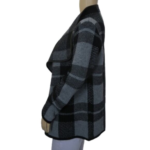 Papillon Black & Grey Plaid Wrap Cardigan - Picture 3 of 5